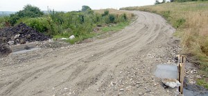 drum pietruit pamant