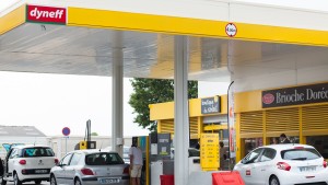 Dyneff benzinarie