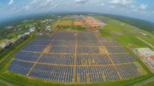aeroport India solar panou fotovoltaic